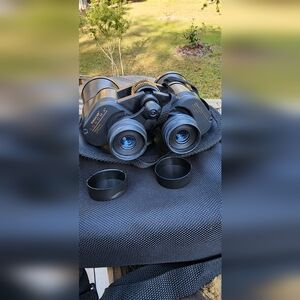 Black Binoculars with Carry Case - Classic Outdoor Optics